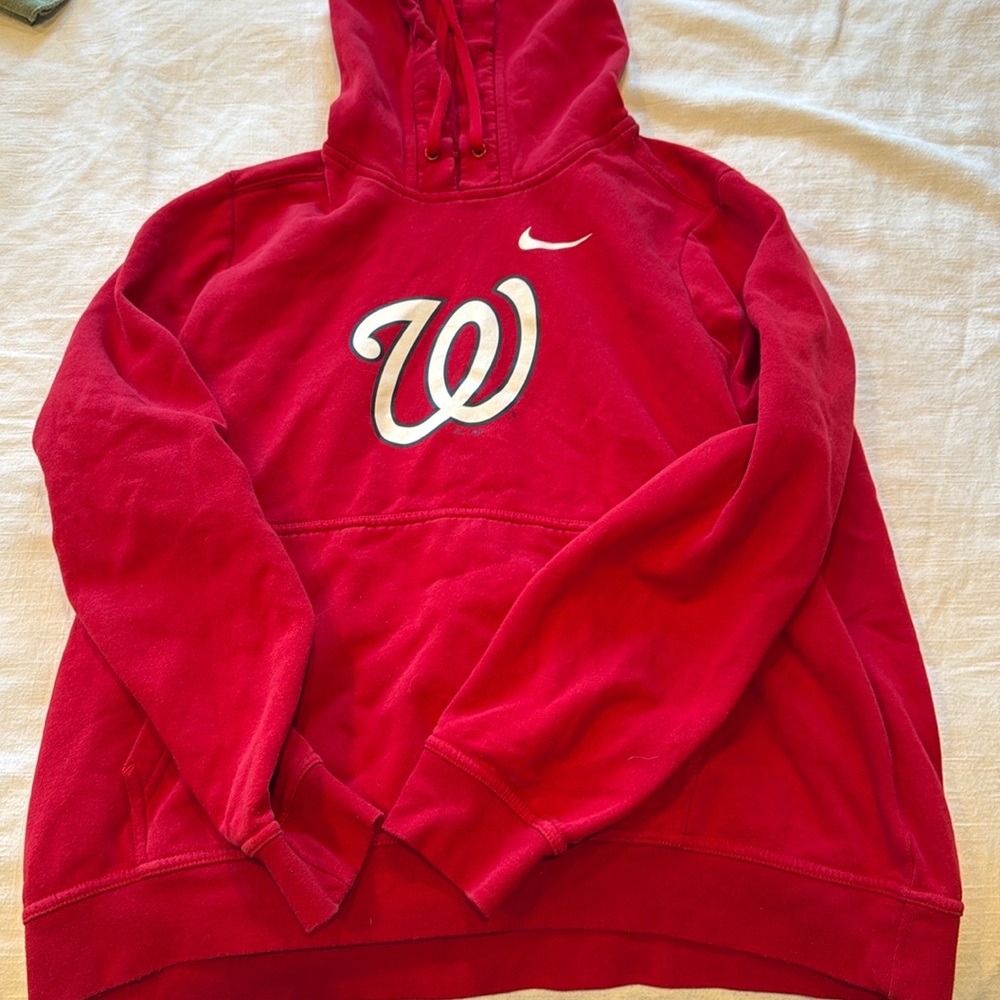 Nationals sweatshirt